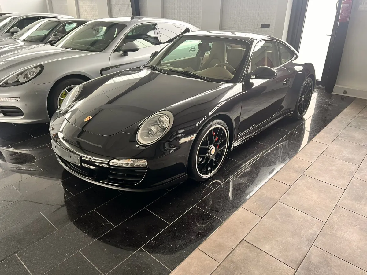 Porsche 911 Carrera GTS (997.2)